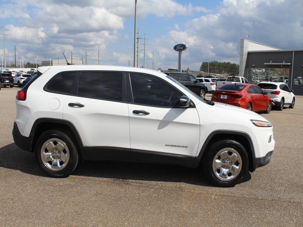 2016 Jeep Cherokee Sport