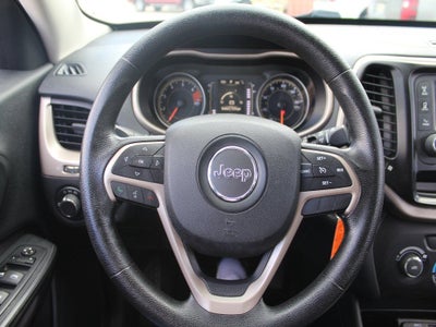 2016 Jeep Cherokee Sport