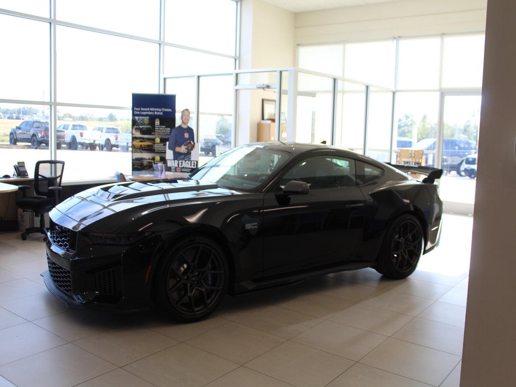 2026 Ford Mustang Dark Horse