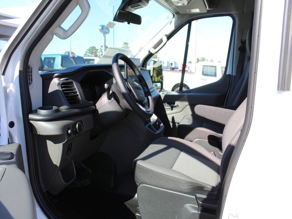2026 Ford Transit-350 XL