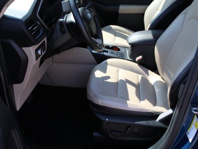 2020 Ford Escape SEL