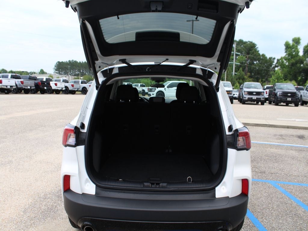 2022 Ford Escape SE - Photo 13