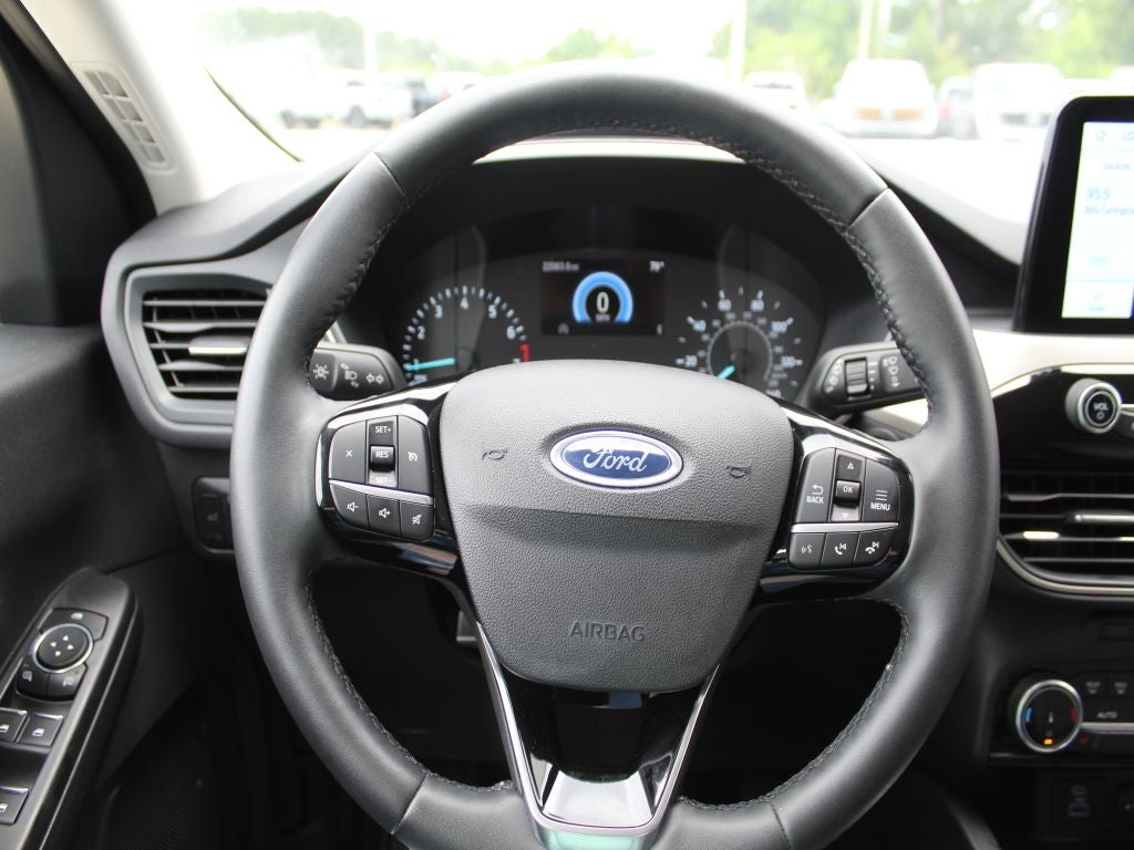 2022 Ford Escape SE - Photo 18