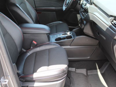 2025 Ford Escape Hybrid ST-Line Select