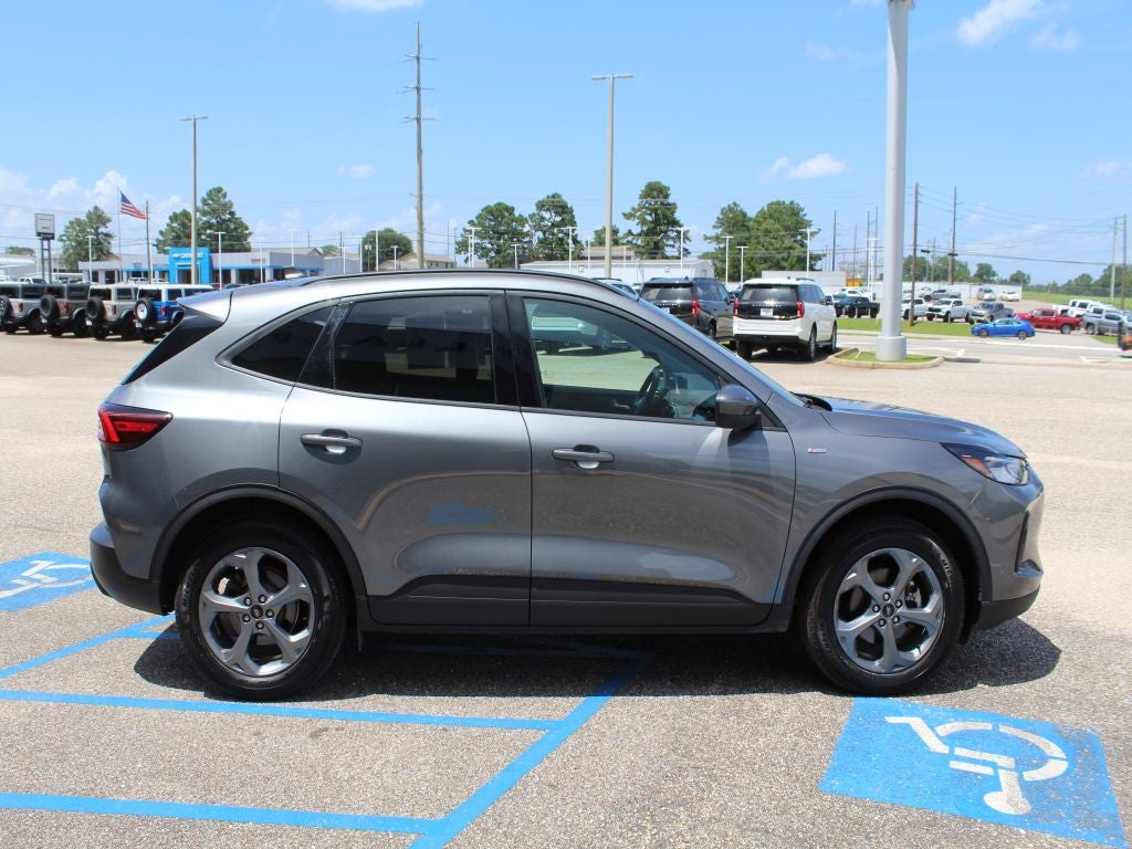 2025 Ford Escape Hybrid ST-Line Select