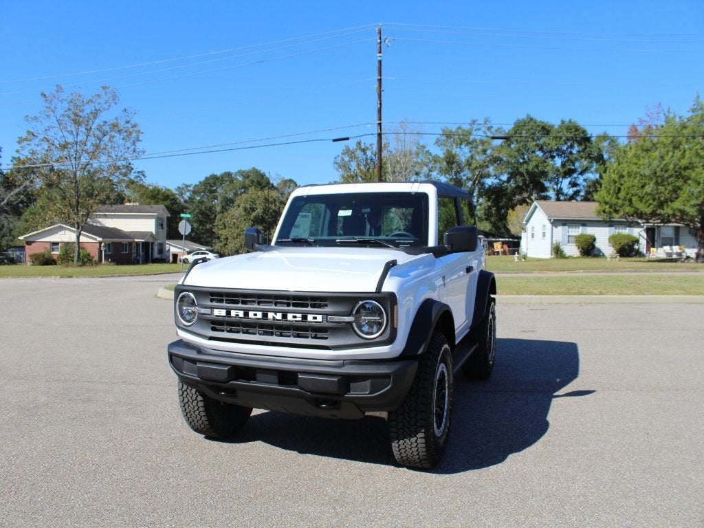 2025 Ford Bronco Base