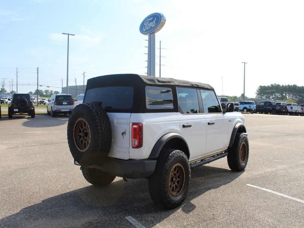 2022 Ford Bronco Base