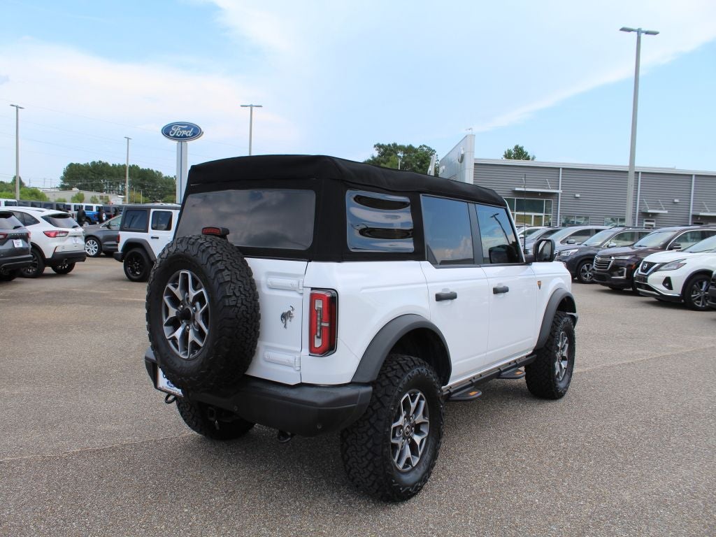 2023 Ford Bronco Badlands