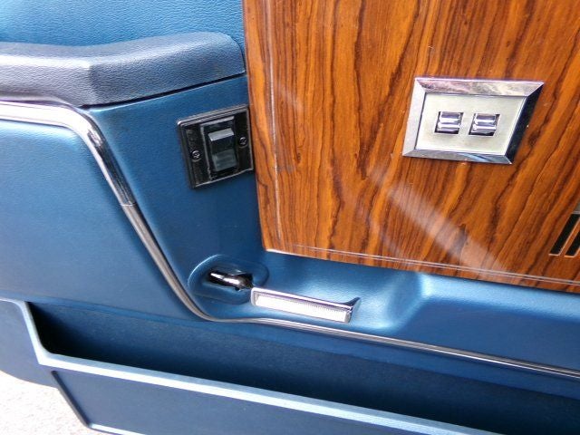 1982 Ford Bronco Base