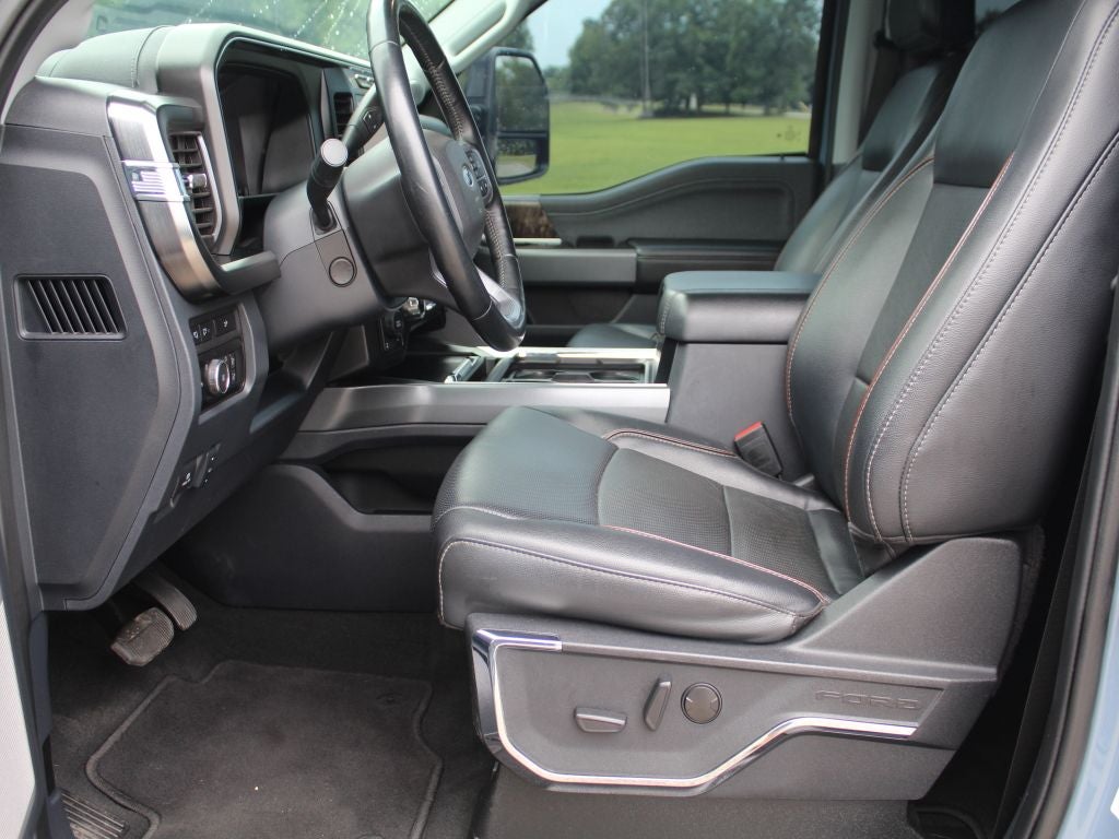 2023 Ford F-250SD Lariat