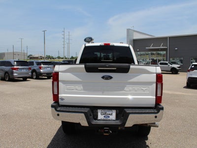 2022 Ford F-350SD Lariat
