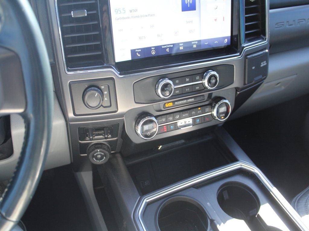 2022 Ford F-450SD Limited DRW