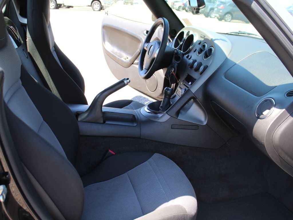 2009 Pontiac Solstice Base