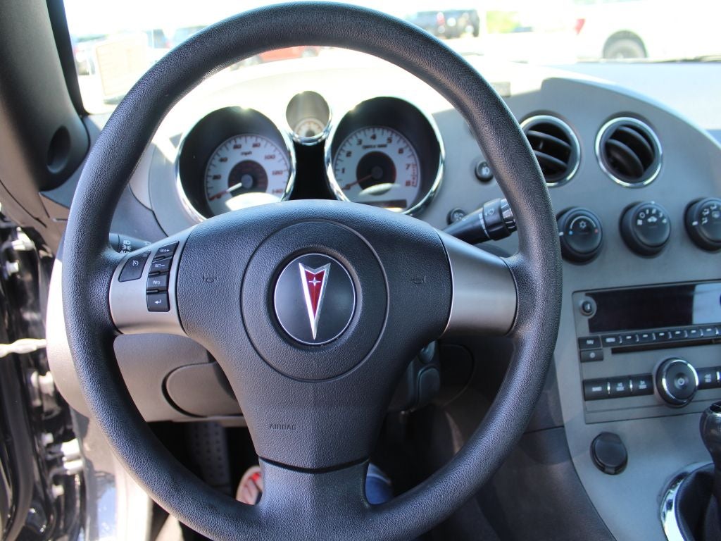 2009 Pontiac Solstice Base