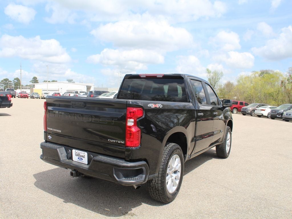 2025 Chevrolet Silverado 1500 Custom