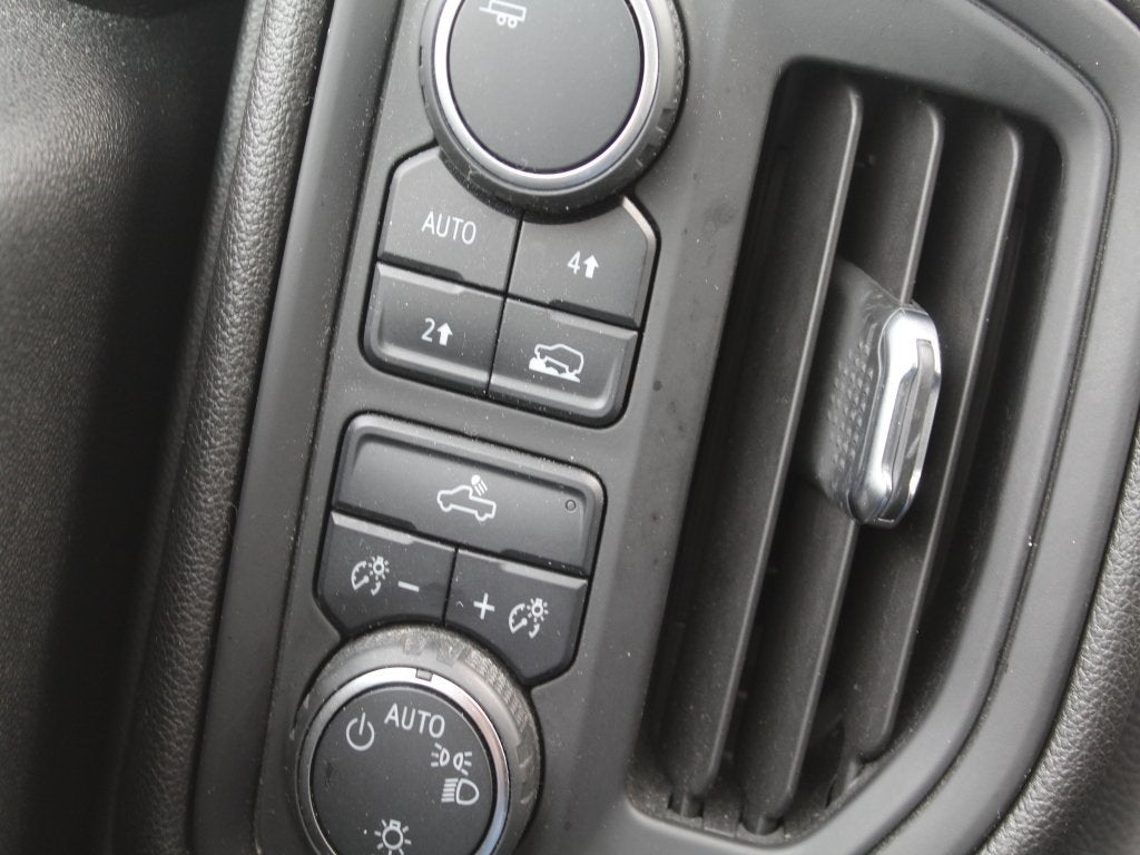 2020 Chevrolet Silverado 1500 Custom