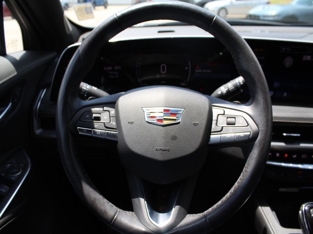 2024 Cadillac XT4 Premium Luxury