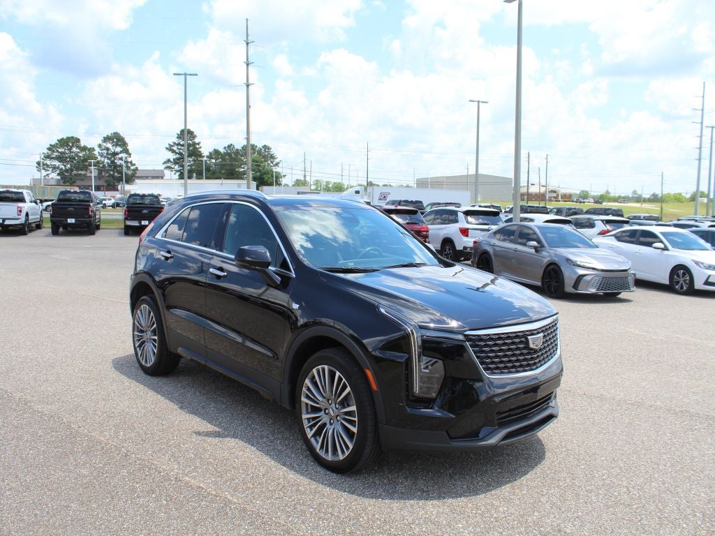 2024 Cadillac XT4 Premium Luxury