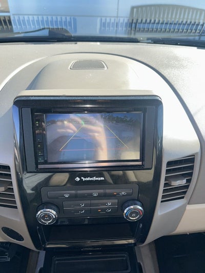 2014 Nissan Titan SV