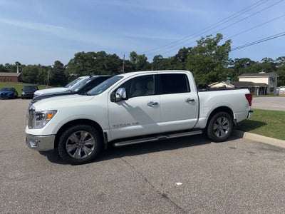 2018 Nissan Titan SL