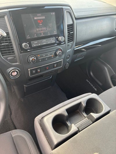 2022 Nissan Titan SV
