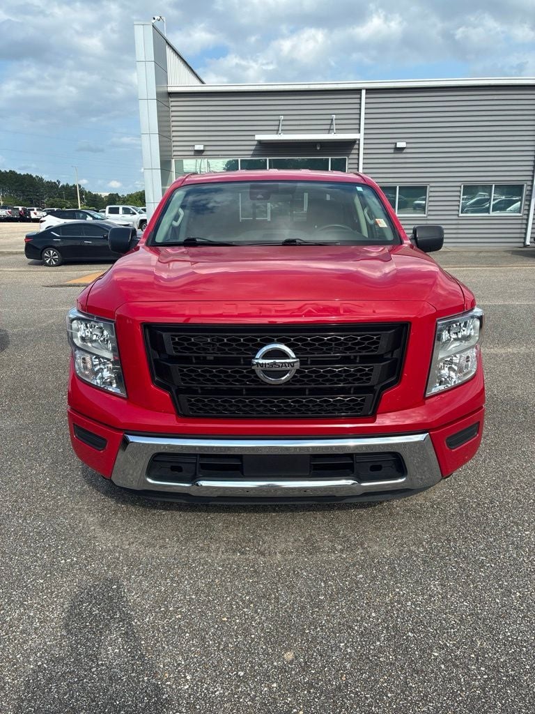 2022 Nissan Titan SV