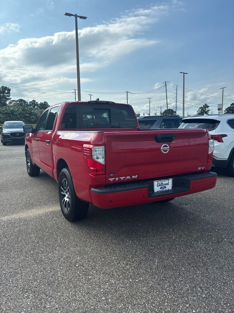 2022 Nissan Titan SV