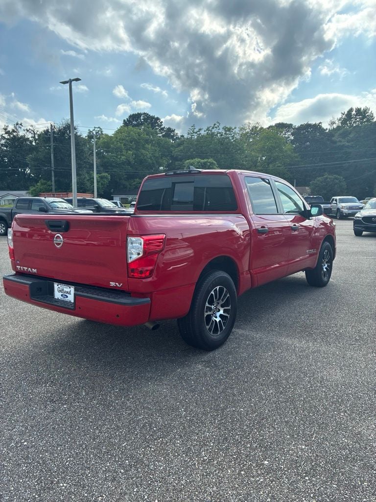 2022 Nissan Titan SV