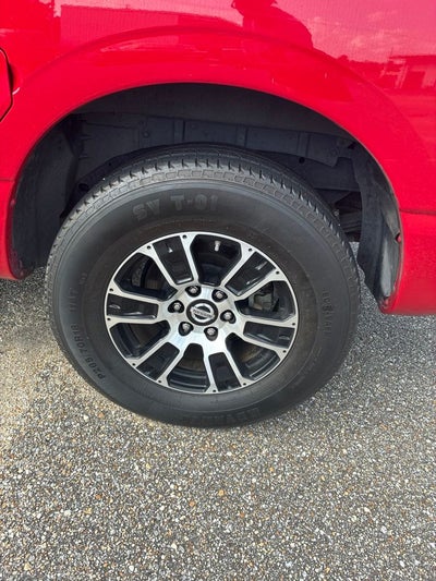 2022 Nissan Titan SV