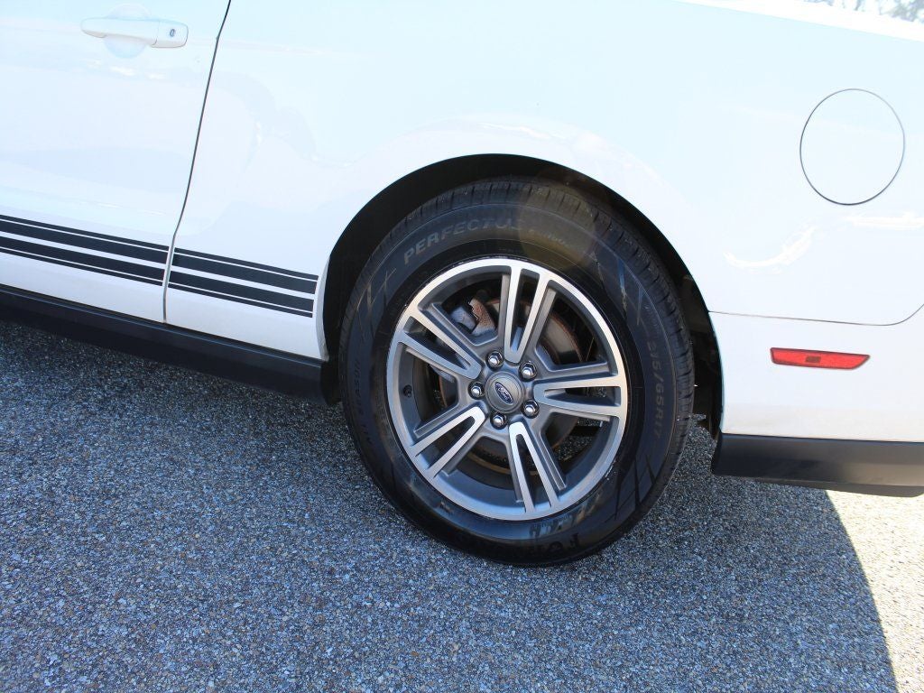 2012 Ford Mustang V6 Premium