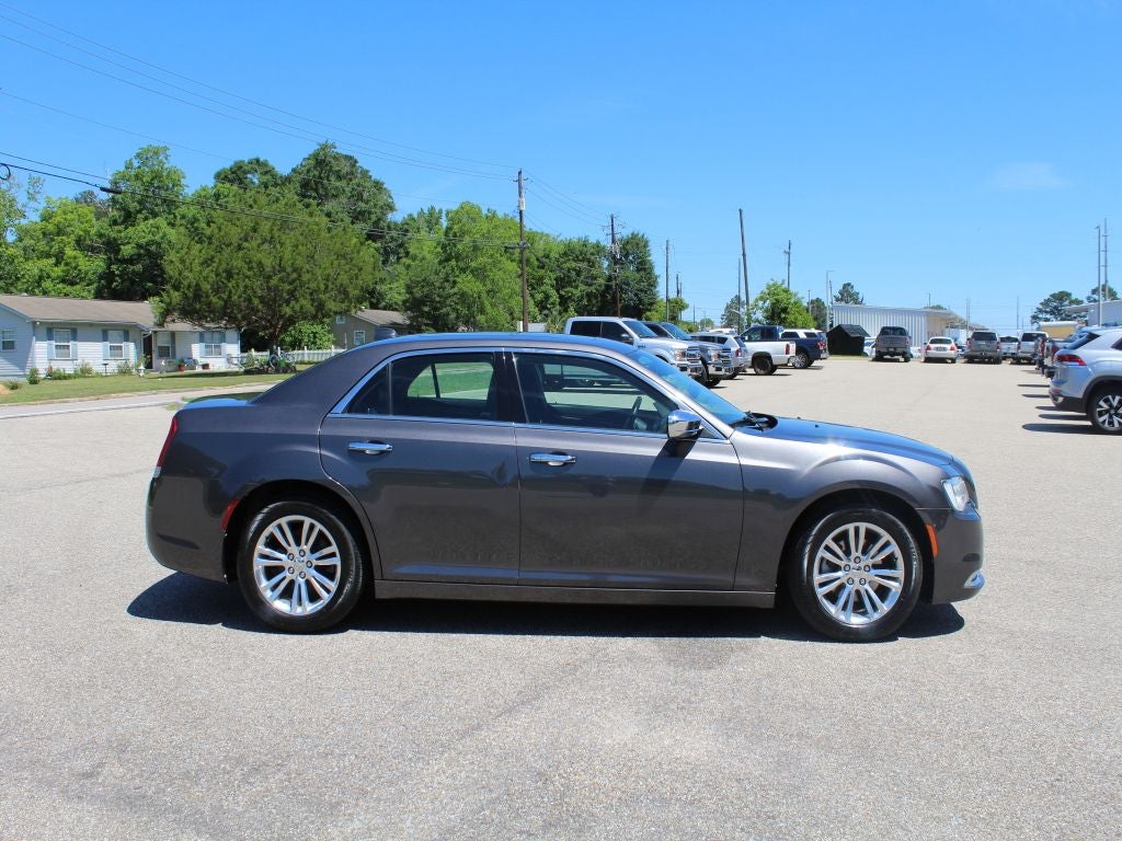 2016 Chrysler 300 C