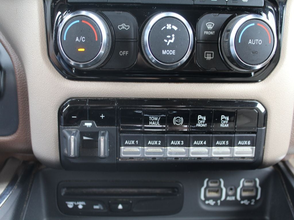 2019 RAM 3500 Laramie