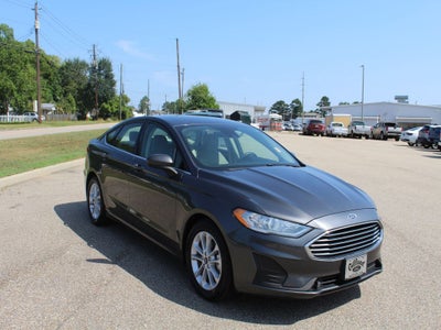 2020 Ford Fusion SE