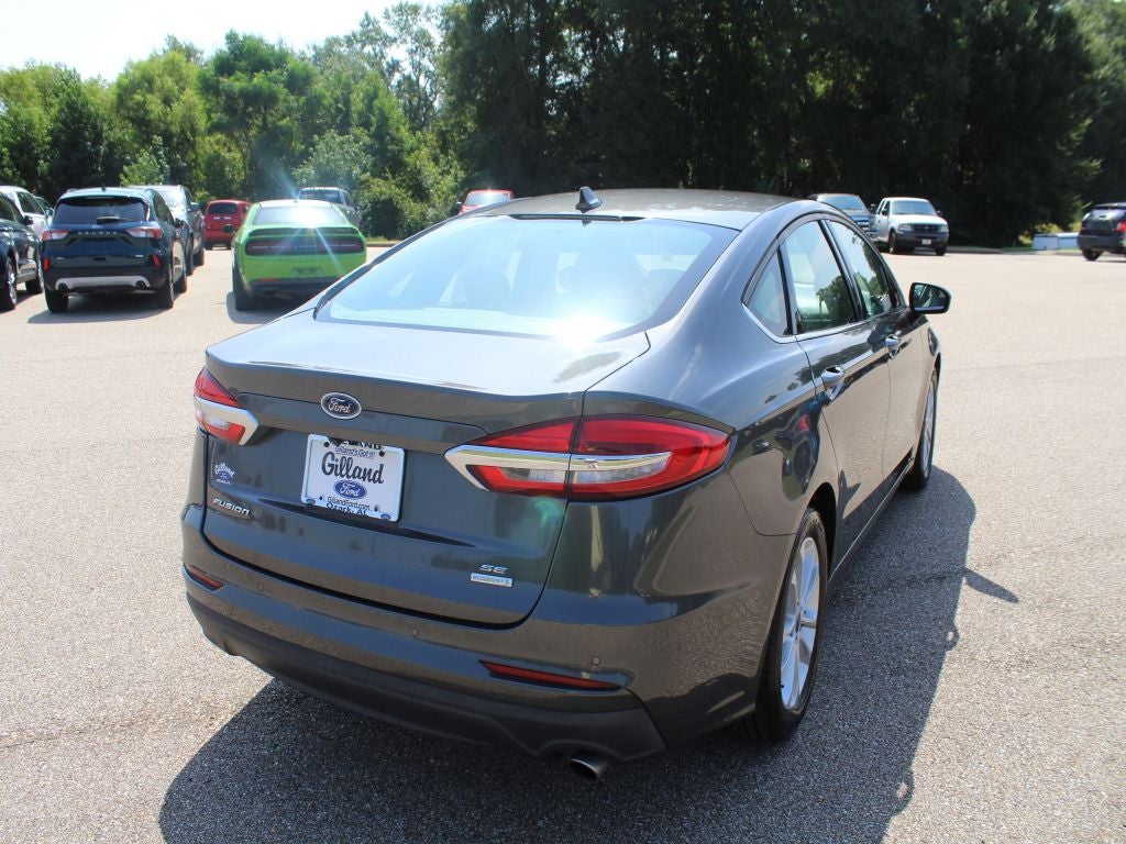 2020 Ford Fusion SE