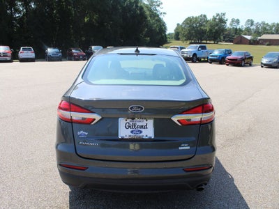 2020 Ford Fusion SE