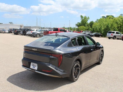 2025 Kia K4 EX