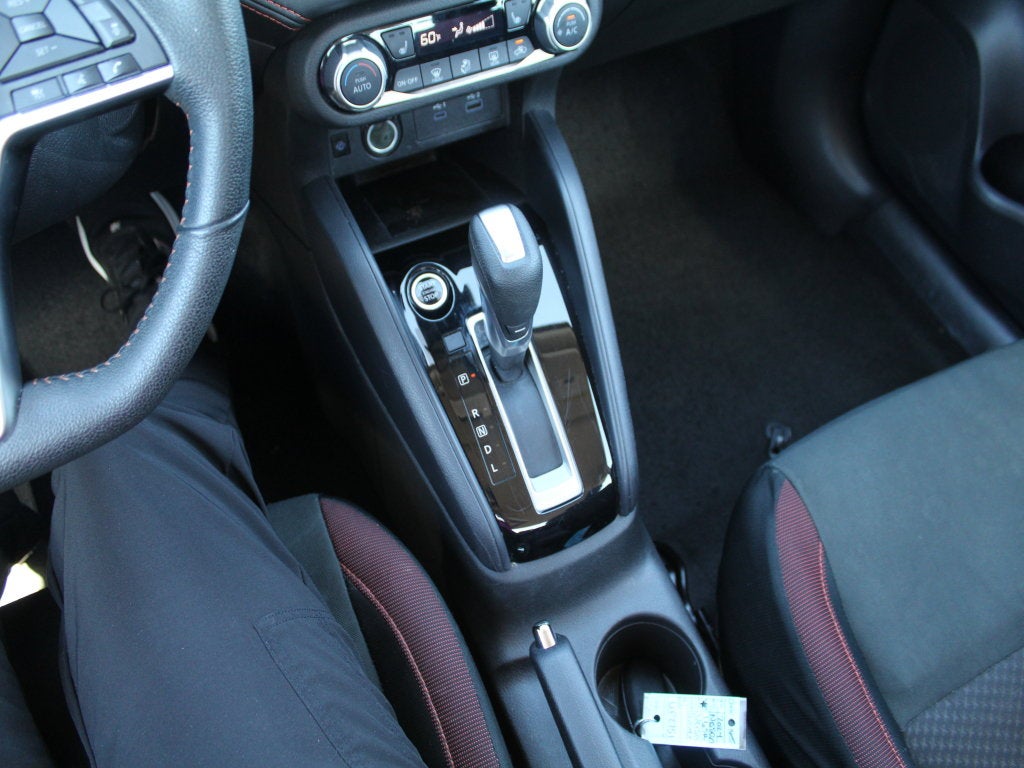 2024 Nissan Versa 1.6 SR