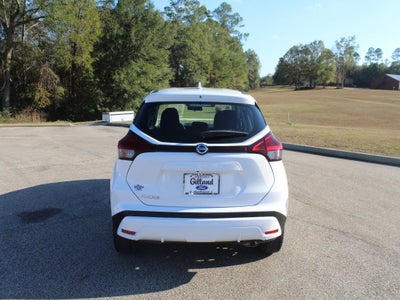 2021 Nissan Kicks S