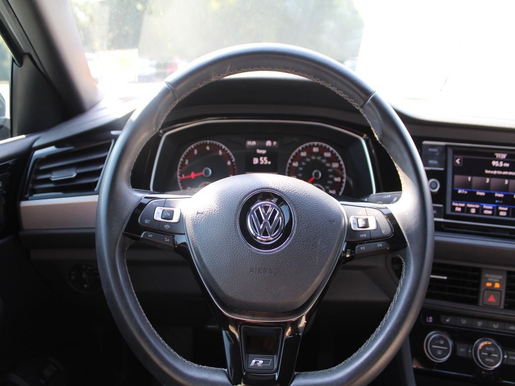2020 Volkswagen Jetta R-Line