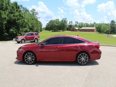 2019 Toyota Avalon XSE