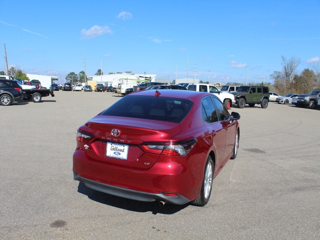 2022 Toyota Camry LE
