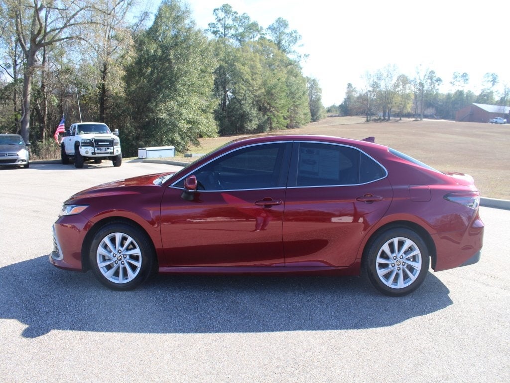 2022 Toyota Camry LE