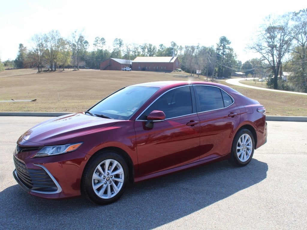 2022 Toyota Camry LE