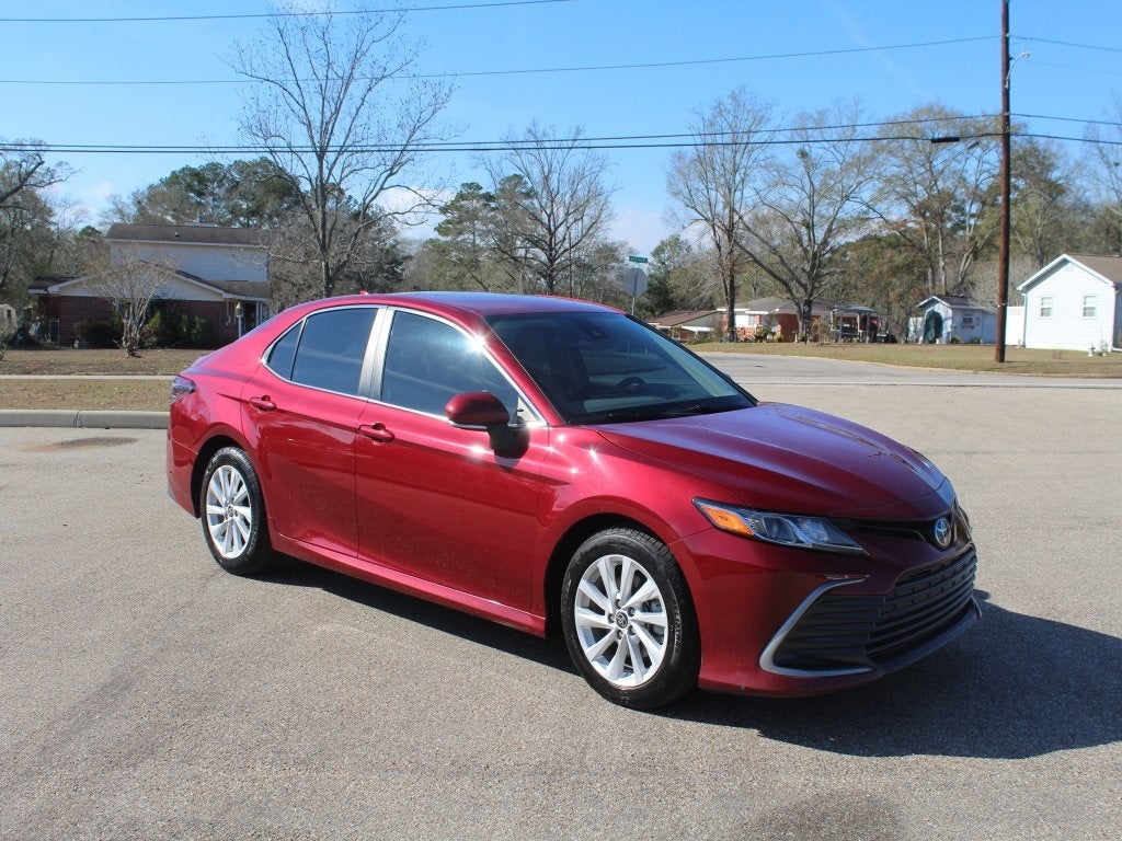 2022 Toyota Camry LE