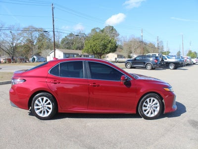 2022 Toyota Camry LE