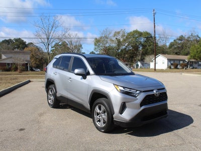 2022 Toyota RAV4 Hybrid XLE