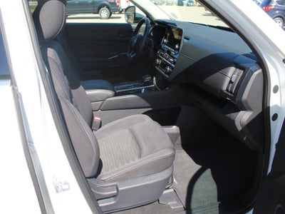 2023 Nissan Pathfinder SV