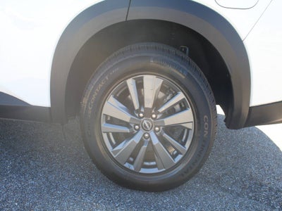 2023 Nissan Pathfinder SV