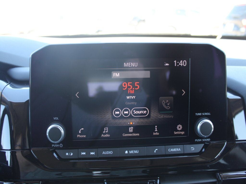 2023 Nissan Pathfinder SV