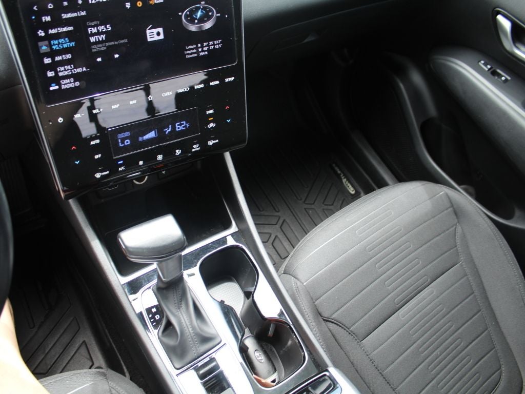 2023 Hyundai Santa Cruz SEL Premium